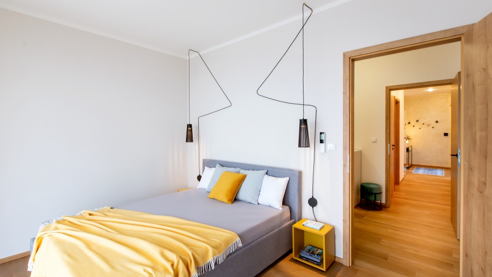 ložnice, postel, dekorativní lampy